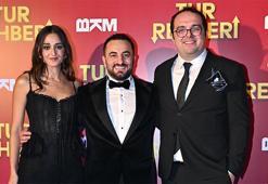 BKM’nin Cem Gelinoğlu imzalı yeni komedi filmi ‘Tur Rehberi’ 1 Ocak’ta sinemalarda!