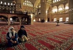 12 rekat Regaip Kandil namazı saat kaçta kılınır? Nasıl niyet edilir? Regaip namazı kaç rekattır?