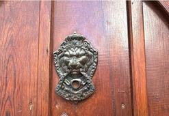 Muğla'nın tarihi tokmakları yerini zillere bıraktı! Binlercesinden geriye 30 adet kaldı