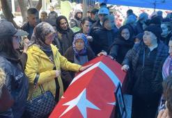 Trafik kazasında hayatını kaybeden polis memuru memleketinde defnedildi