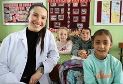 Muş'ta köy okulunun tek öğretmeni! 'Yaşadığım zorlukları çocukların gözlerindeki ışığı görünce unuttum'