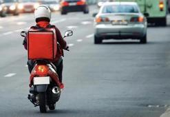 Moto kuryelerin kazançları dudak uçuklatıyor! Müdürü, şefi geçiyor