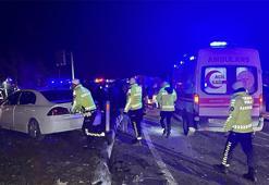 Uşak'ta otomobil ile işçi servisi çarpıştı! Çok sayıda yaralı var