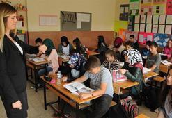 MEB resmen duyurdu! Yönetmelik değişti, sınıf tekrarı geldi