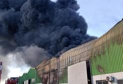 Adana'da fabrika yangını!