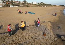 Ceyhan Belediyesi İncirli Plajı’nı pırıl pırıl yaptı