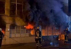 Bursa'da 3 katlı tekstil atölyesi alevlere teslim oldu