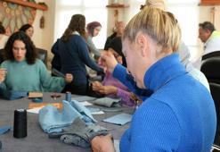 Antalya'da atık kumaşlar geri dönüşümle çanta oluyor