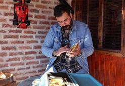 Hobi olarak başladı, gelir kapısı oldu! Evini atölyeye çevirdi