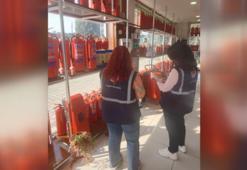 Bursa'da fahiş fiyata yangın söndürme malzemesi satan iş yerlerine ceza yazıldı