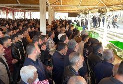 Şanlıurfa'da annelerinin öldürdüğü kız kardeşler yan yana defnedildi