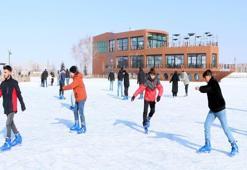 Yazın piknikçi, kışın patenciler dolduruyor! Erzurum'da uzun kuyruklar oluştu