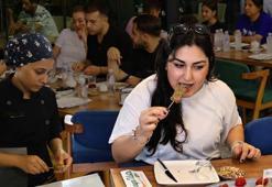 Yok satıyor: Gaziantep'in 500 yıllık katmeri Adana'da 'çöp şiş' oldu!