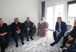 Bakan Osman Aşkın Bak'ın Kilis'te evine misafir olduğu afetzede: Devlet bizleri sahipsiz bırakmadı