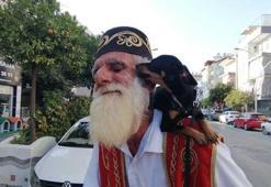 Tuvalete gittiğine pişman oldu: Yıllardır omuzundan indirmediği köpeğini sahipsiz diye aldılar
