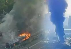 Brezilya'da küçük uçak caddeye düştü