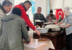 Köyü ziyaret edene ücretsiz yemek! Masraflar muhtardan, hazırlanması gönüllülerden...