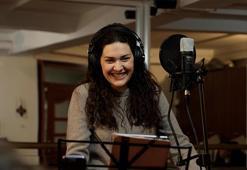 Bergüzar Korel Annem Ankara’da şarkı söyledi! 'Ben seni çok sevdim Hasan!'