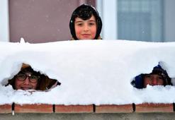 İstanbul'da eğitime kar engeli! Vali Gül, kimlerin tatilden faydalanacağını tek tek açıkladı, okullar kaç gün tatil olacak
