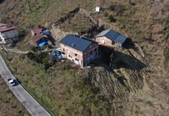 Büyük gürültüyle uyandılar, dışarı çıktıklarında korkunç manzarayla karşılaştılar: Yetkililerden yardım istiyorlar