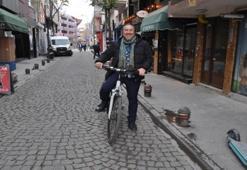 60 yaşında pedal çevirerek sağlığını koruyor