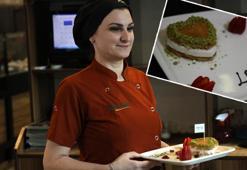 Künefeye 14 Şubat dokunuşu! Romantik tatlıcı Sevgililer Günü'nü es geçmedi