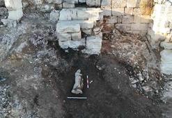 Perge Antik Kenti’nde heyecanlandıran keşif: Beş yeni heykel gün yüzüne çıkarıldı