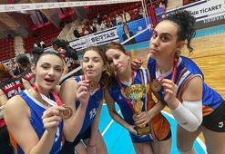 Genç Kadınlar Voleybol Takımı Adana şampiyonu oldu