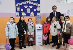 Bayrampaşa Belediyesi’nden öğrencilere ücretsiz doğal kaynak suyu