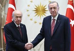 MHP lideri Bahçeli'den Cumhurbaşkanı Erdoğan'a tebrik telefonu