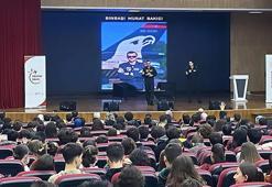 SOLOTÜRK pilotları İstanbul'da gençlerle buluştu