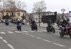 Motosiklet sürücüleri motorcu dostu bariyerlerin artırılması için farkındalık turu attı