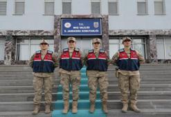 Kadın komutanlar kar kış demeden yollara düştü! Kapı kapı anlatıyorlar