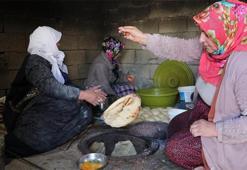 Van'da Ramazan ayının vazgeçilmez geleneği! Tandırlar yakıldı, imece usulü çalışmalar başladı