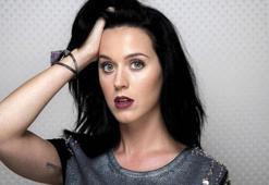 ABD'li şarkıcı Katy Perry uzay yolculuğu yapacak