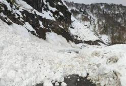 Hindistan'da çığ faciası! 41 kişi kurtarılmaya çalışılıyor