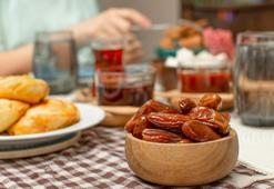 Ramazan'da kilo almamak için neler yapmalı? Diyetisyenlerden ramazan uyarısı