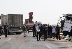 Bilecik’te TIR, yolcu otobüsüne çarptı! Yaralılar var