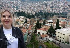 Bursa'nın tarihi mahallesine kadın eli değdi: Gelin geldiği mahallenin muhtarı oldu