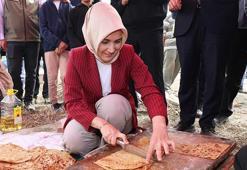 Afyonkarahisar'ın ilk kadın valisi yürüttüğü çalışmalarla kentteki kadınlara rol model oluyor
