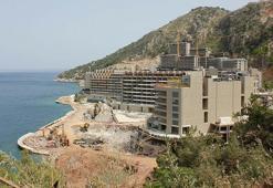 Bakanlıktan, Muğla ve Marmaris belediyelerine 'kaçak oteli yıkın' talimatı