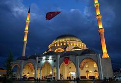 KAYSERİ 13 MART İmsakiye | İftar ve Akşam Ezanı Vakti (2025): Kayseri'de iftar kaçta, oruç kaçta açılacak?