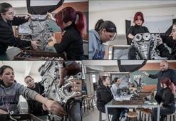 Üniversiteli kızlar otomobil tutkularını teknik eğitimle mesleğe dönüştürmek istiyor! 'Teklif gelirse asla reddetmem'