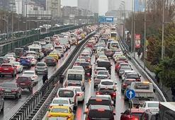 İstanbul'da trafik yoğunluğu yüzde 90'a ulaştı
