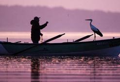 Alper Tüydeş'in 'Yaren Leylek' fotoğrafına İspanya’dan birincilik ödülü