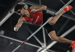 Milli atlet Ersu Şaşma'dan büyük başarı