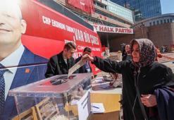 CHP’de ön seçim günü! Ekrem İmamoğlu için oy kullandılar