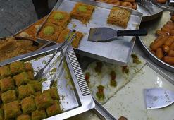 Uzman isimden bayram alışverişi için kritik uyarı! İşte tatlı ve şeker alırken taklit ve tağşiş ürünlerden uzak durmanın püf noktaları