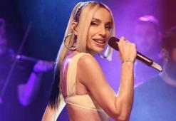 Gülşen Antalya'yı salladı! 'Kusura bakmasınlar ama' dedi nedenini sahnede açıkladı