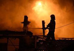 Edirne'de 2 müstakil ev alev alev yandı